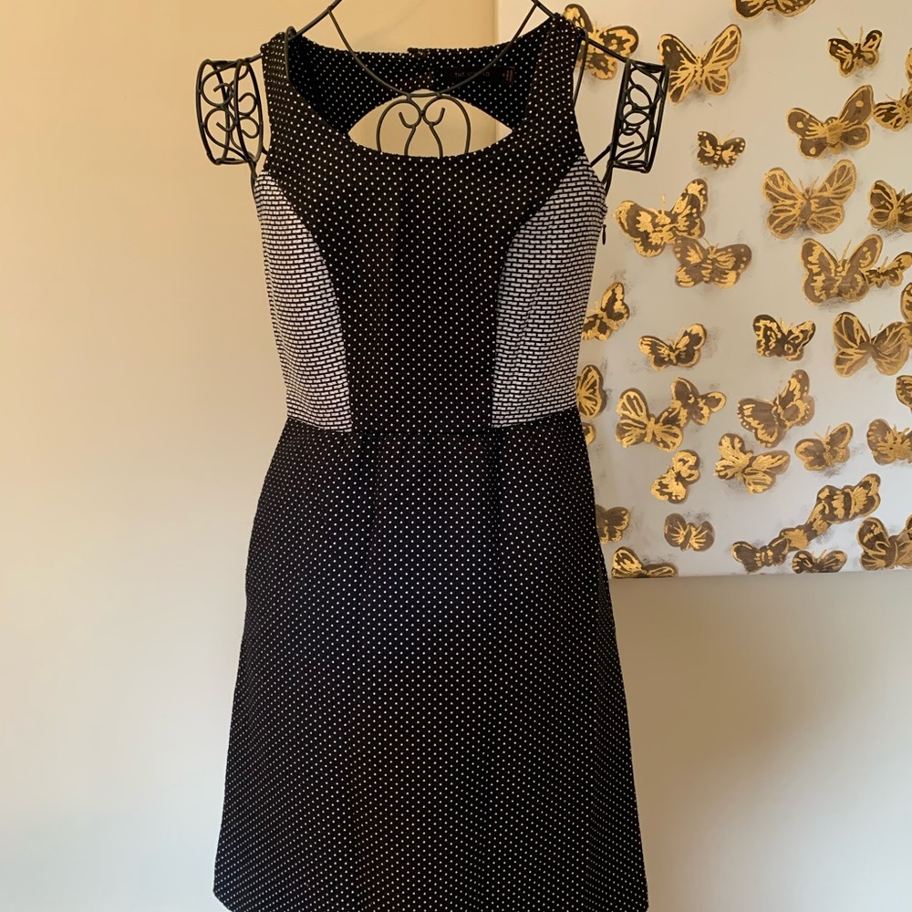 The Limited dress with pockets Black white size 0